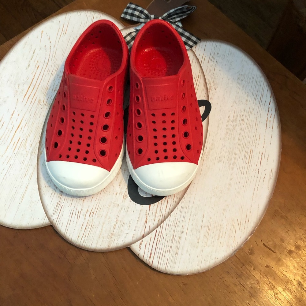 Native boys shoe